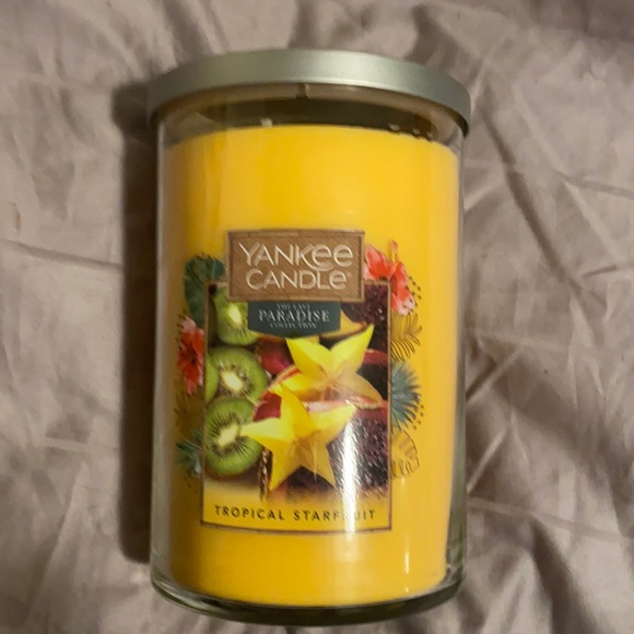 NEW Yankee Candle “Tropical Starfruit” 22oz